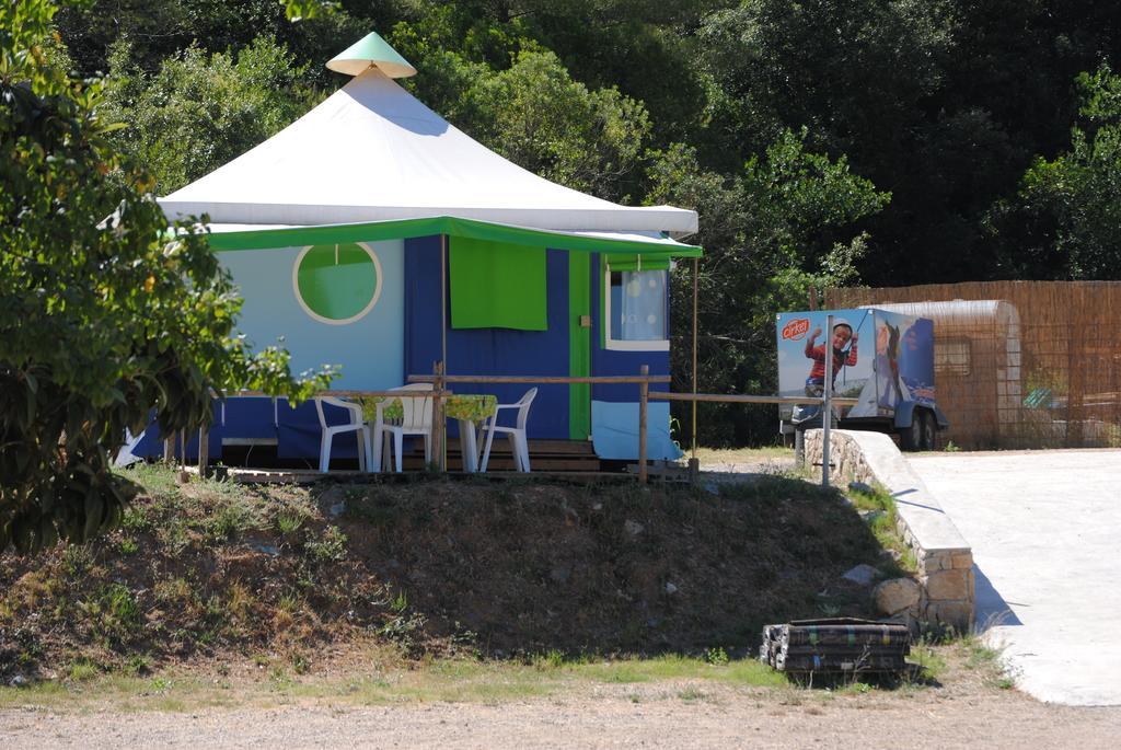 Camping Village Canapai Rio Marina Rum bild